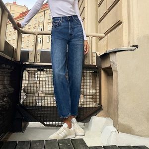 Denim forum gia high rise carrot jeans size 25